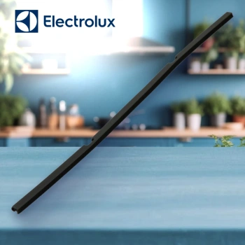 Уплотнитель двери Electrolux 55см нижний