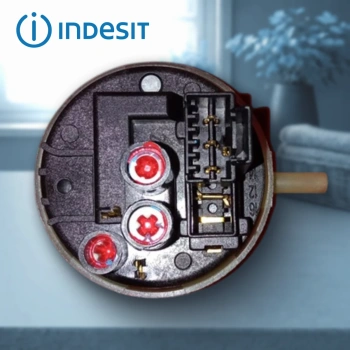 Датчик уровня воды Indesit (1 уровень 3 миниклеммы)